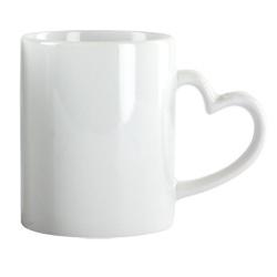 Tasse mit Herzhenkel